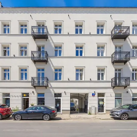 Exceptional Studio For 4 Guests In By Renters Βαρσοβία
